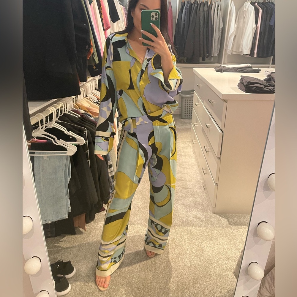 SOLD OUT Zara two-piece set. EMILIO PUCCI lookalike.
